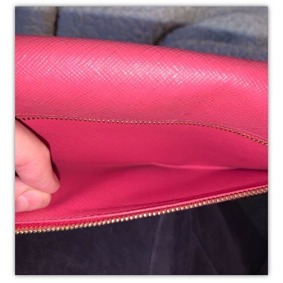Prada pink large wallet - Picture 4 of 10